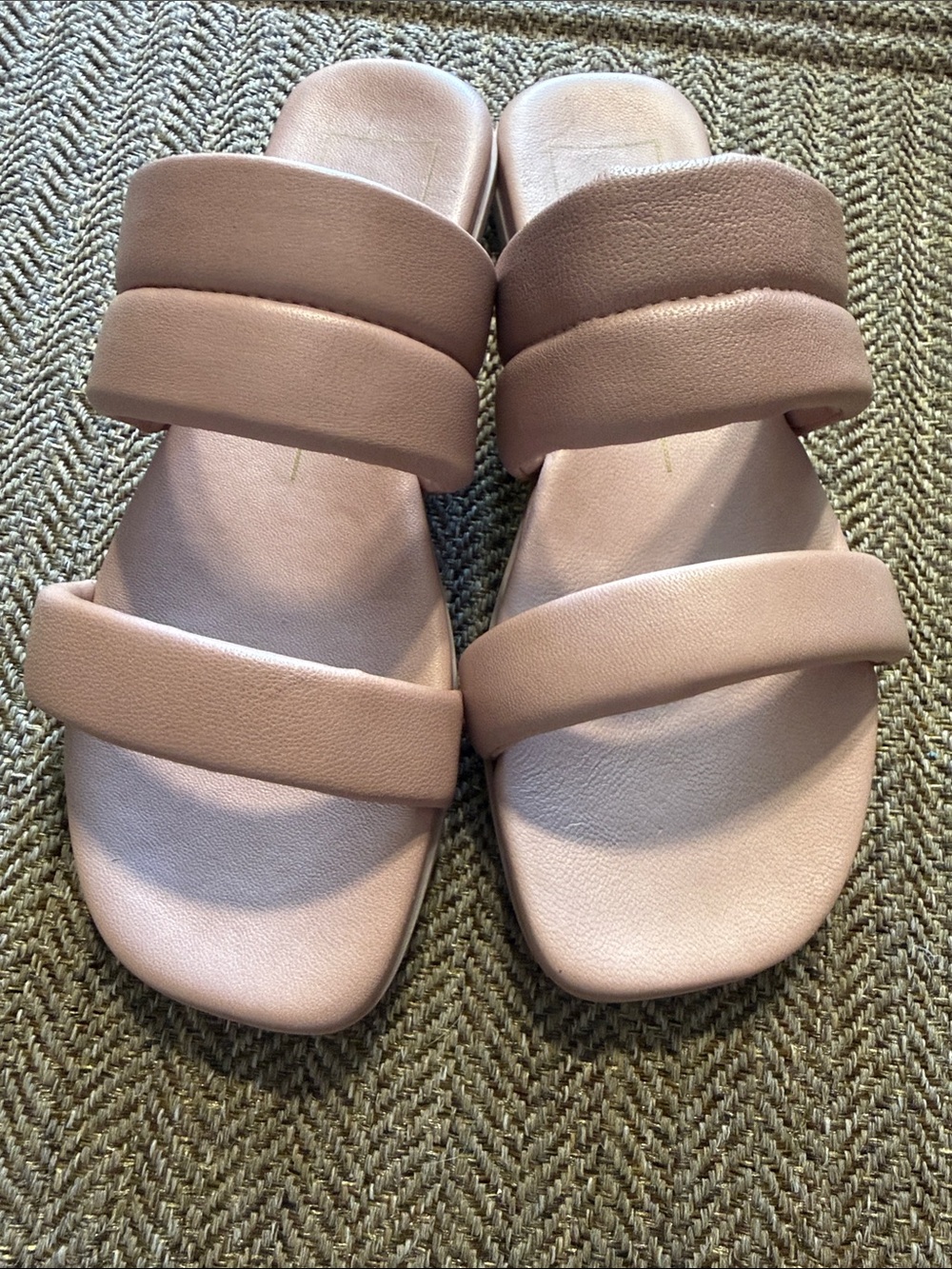Dolce Vita made in Italy blush pink sandals
